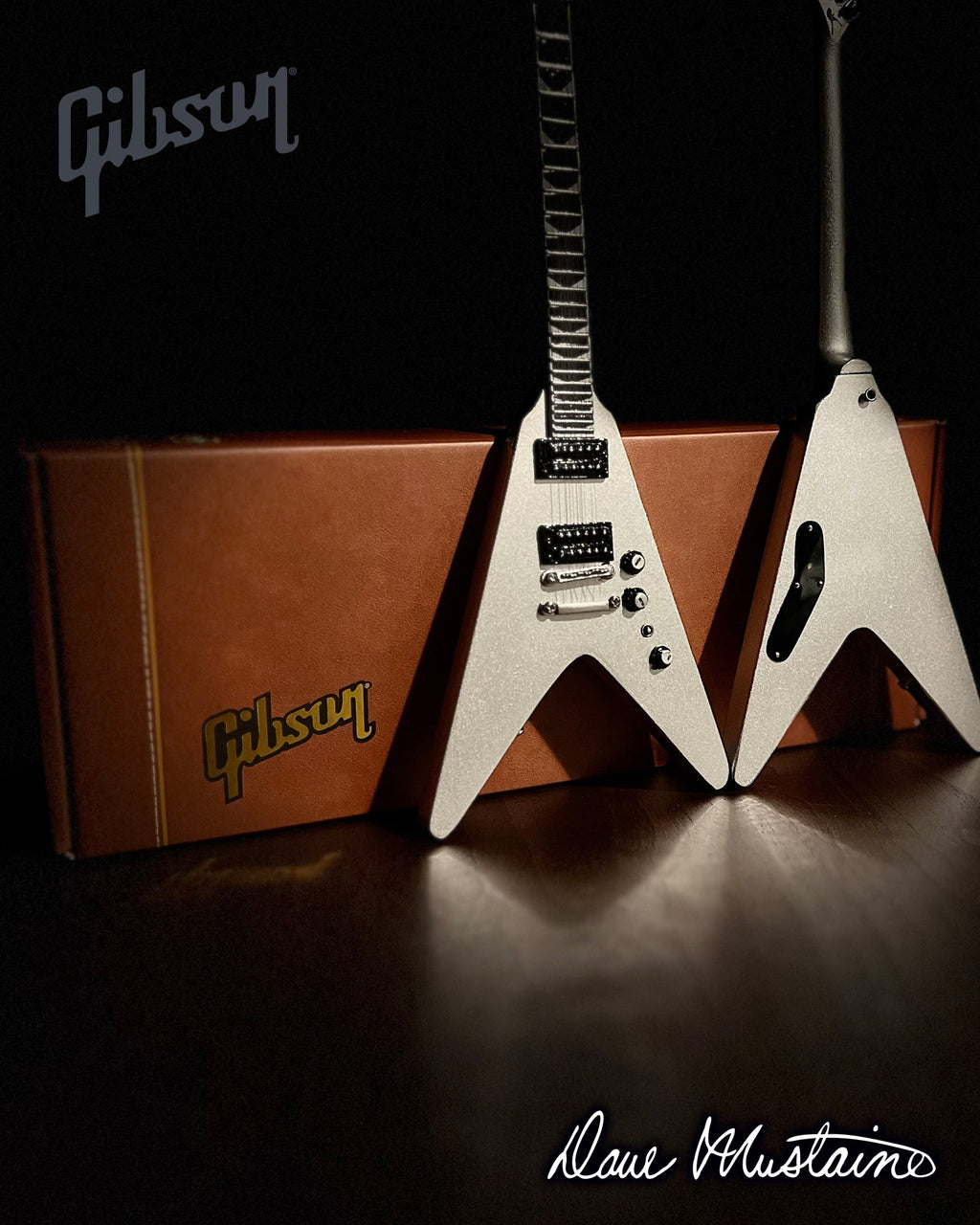 Dave Mustaine Signature Gibson Flying V SET OF 2 Mini Guitar Collection - Rust in Peace & Silver Metallic