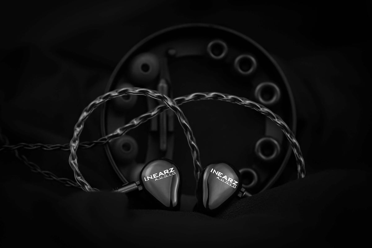 Z22 Universal | Dual Dynamic Driver, universal-fit in-ear monitors | Backline Music Gear