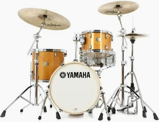 Yamaha Tan Drum Set